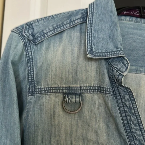 V Neckline Shirt Blouse Top - Picture 6 of 8